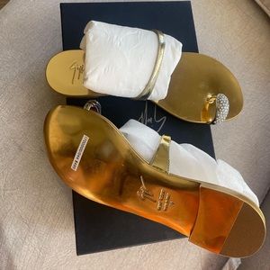 Never worn GIUSEPPE ZANOTTI gold sandals size 36